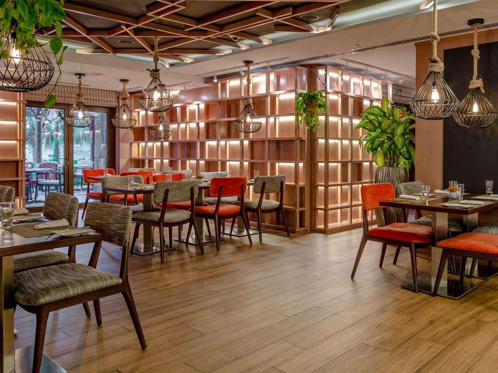Sofitel Dubai The Palm Luxury Apartments Ресторант снимка