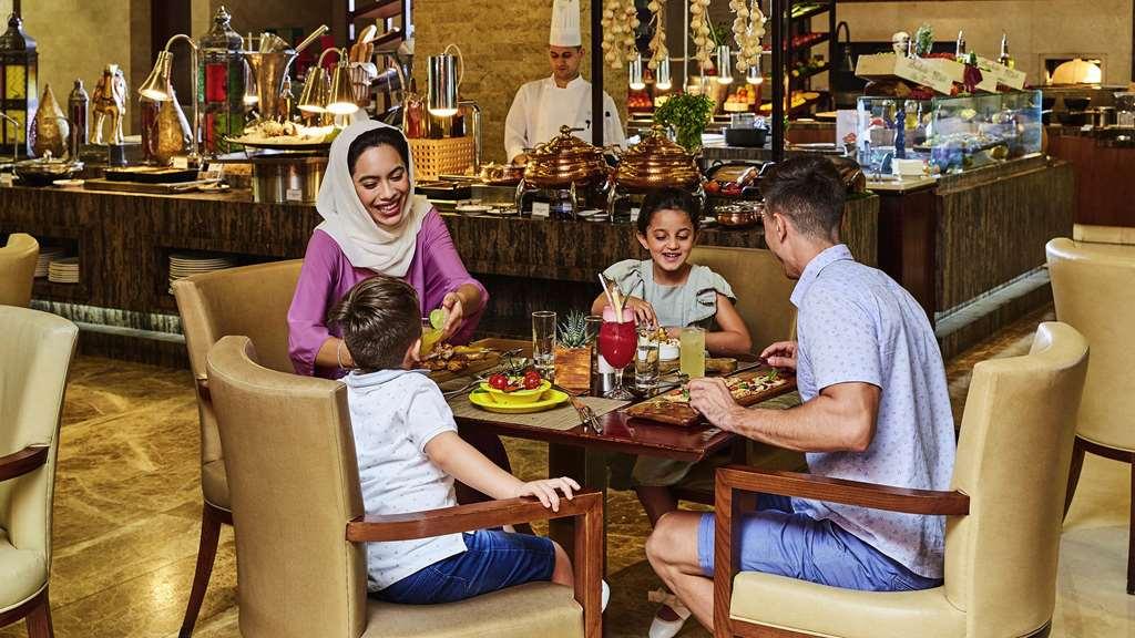 Sofitel Dubai The Palm Luxury Apartments Ресторант снимка