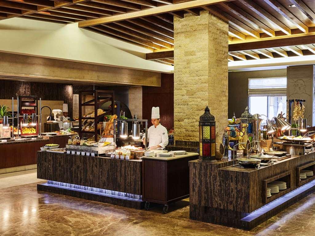 Sofitel Dubai The Palm Luxury Apartments Ресторант снимка